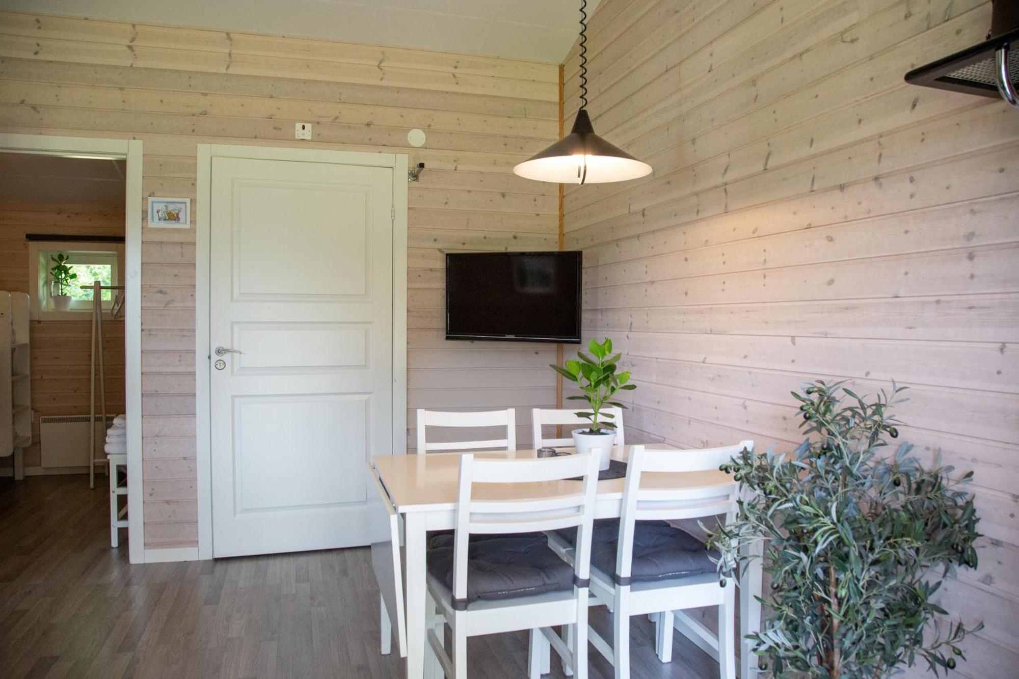 Alingsas Golfklubb Apartment Bagian luar foto